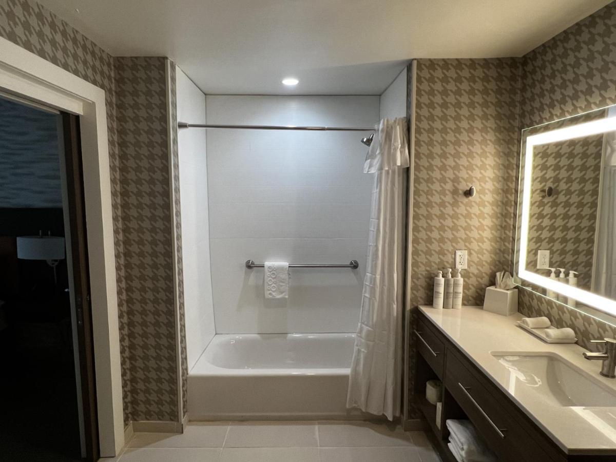 Home2 Suites By Hilton Hinesville Exterior photo